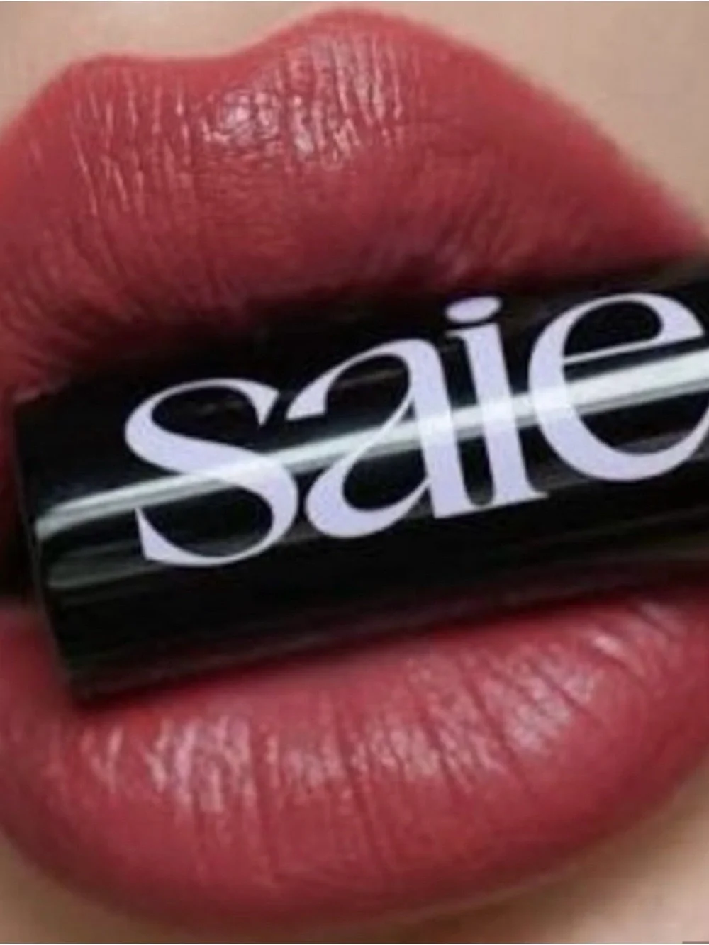 Saie Lip Blur Matte-Blurring Lipstick in Dada. BNIB 💋
